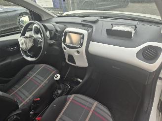 Peugeot 108 1.0 12v picture 5