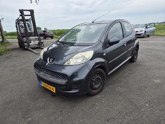 Peugeot 107 1.0 12v picture 3