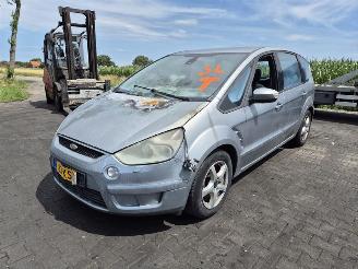 Ford S-Max 2.0 TDCi picture 3