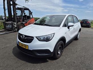 Opel Crossland X 1.2 Turbo picture 3