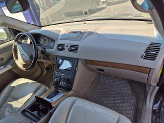 Volvo Xc-90 4.4 V8 picture 5