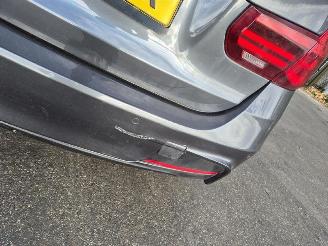 BMW 3-serie 318i Touring picture 8