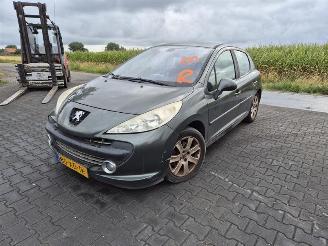 Peugeot 207 1.6 Vti picture 3