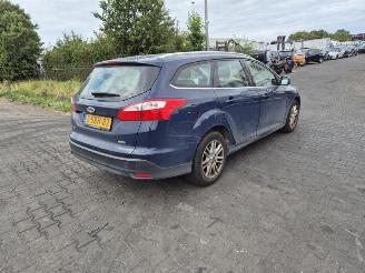 Uttjänta bilar auto Ford Focus wagon 1.0 EcoBoost 2013/8