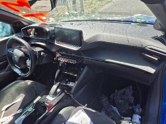 Peugeot 208 1.2 Vti picture 5