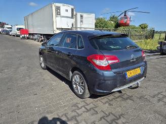 Citroën C4 1.6 16v picture 2