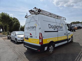 skadebil bromfiets Renault Master 2.3 dCi 2017/7