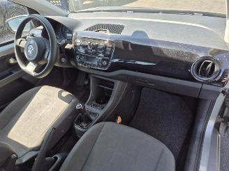 Volkswagen Up! 1.0 12v picture 5