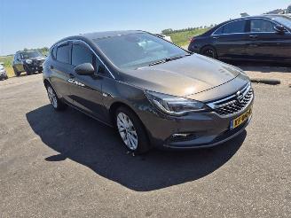 Opel Astra 1.6 CDTi picture 4