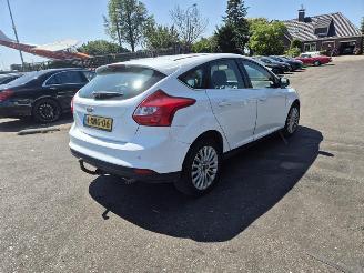 škoda osobní automobily Ford Focus 1.6 EcoBoost 2011/7