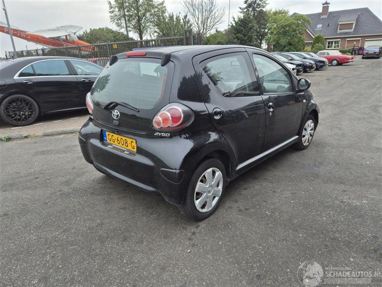 Toyota Aygo 1.0 12v