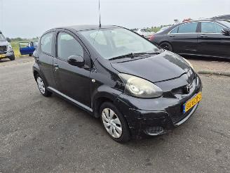 Toyota Aygo 1.0 12v picture 4