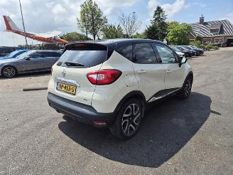Renault Captur 0.9 TCe picture 1
