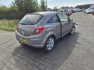 Uttjänta bilar auto Opel Corsa 1.4 16v 2014/10
