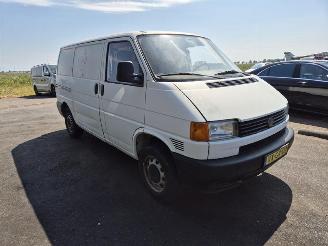 Volkswagen Transporter 1.9 TD picture 4