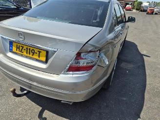 Mercedes C-klasse C 350 picture 6