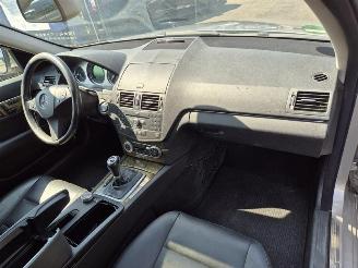 Mercedes C-klasse C 350 picture 9