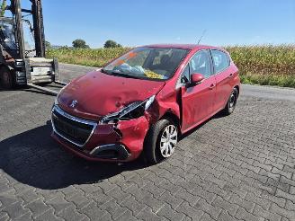 Peugeot 208 1.2 Vti picture 3