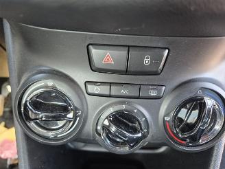 Peugeot 208 1.2 Vti picture 6