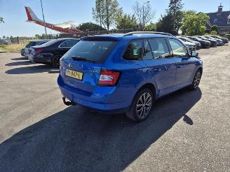 skadebil auto Skoda Fabia Combi 1.0 TSi 2017/11
