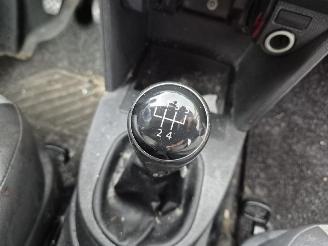 Volkswagen Caddy 1.6 TDi picture 10
