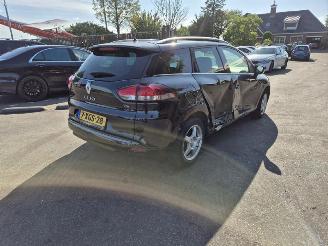 Coche accidentado Renault Clio GrandTour 0.9 TCe 2014/7