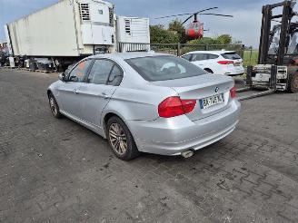BMW 3-serie 318d picture 2