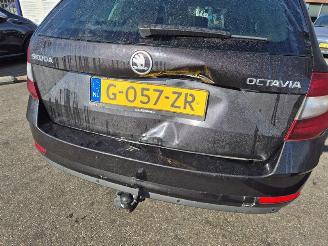 Skoda Octavia Combi 1.6 TDi picture 5