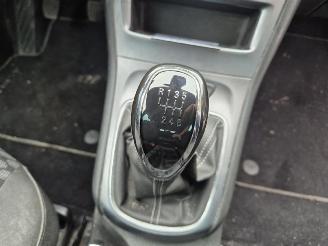 Opel Astra SPORTS TOURER 1.2 Turbo picture 9