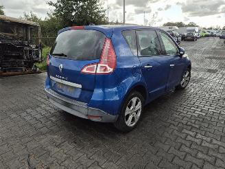 Renault Scenic 2.0 16v picture 1