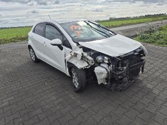 Kia Rio 1.2 picture 4