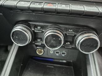 Renault Clio 1.0 TCe picture 8