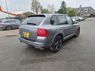 Voiture accidenté Porsche Cayenne 4.5 V8 2003/10