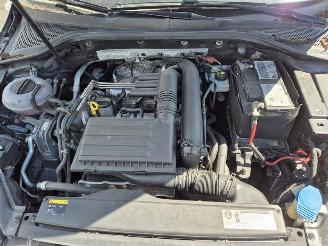 Volkswagen Golf 1.2 TSi picture 9