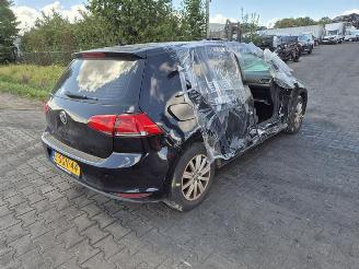 Vrakbiler auto Volkswagen Golf 1.2 TSi 2013/9