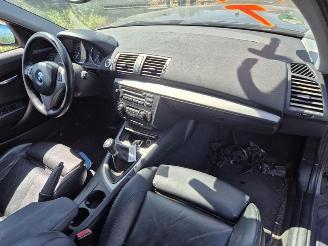 BMW 1-serie 120d picture 5