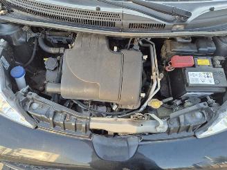 Peugeot 107 1.0 12v picture 9