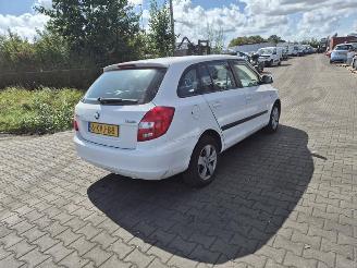 Auto da rottamare Skoda Fabia Combi 1.2 TDi 2013/8