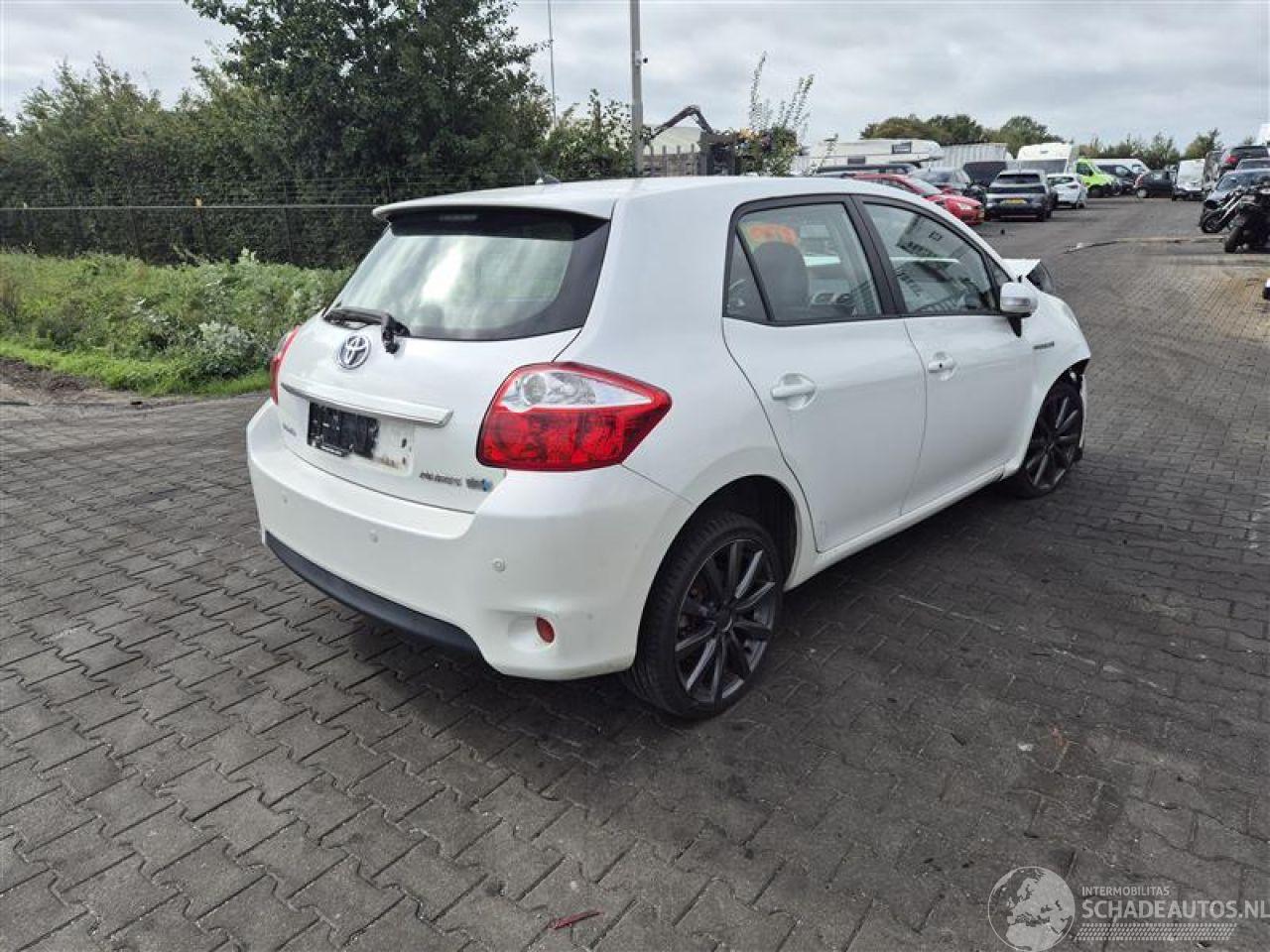 Toyota Auris 1.8 hybrid