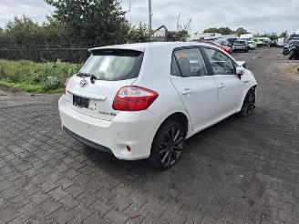 Purkuautot passenger cars Toyota Auris 1.8 hybrid 2010/10