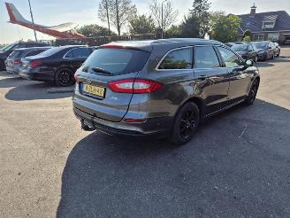 Voiture accidenté Ford Mondeo Wagon 1.6 TDCi 2015/1