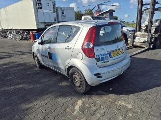 Suzuki Splash 1.0 picture 2