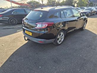 Voiture accidenté Renault Mégane Grandtour 1.5 dCi 2012/9