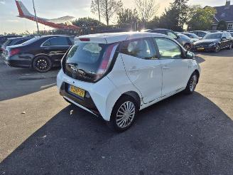 škoda osobní automobily Toyota Aygo 1.0 12v 2015/1