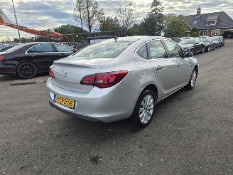 Avarii autoturisme Opel Astra 1.4 Turbo 2013/6