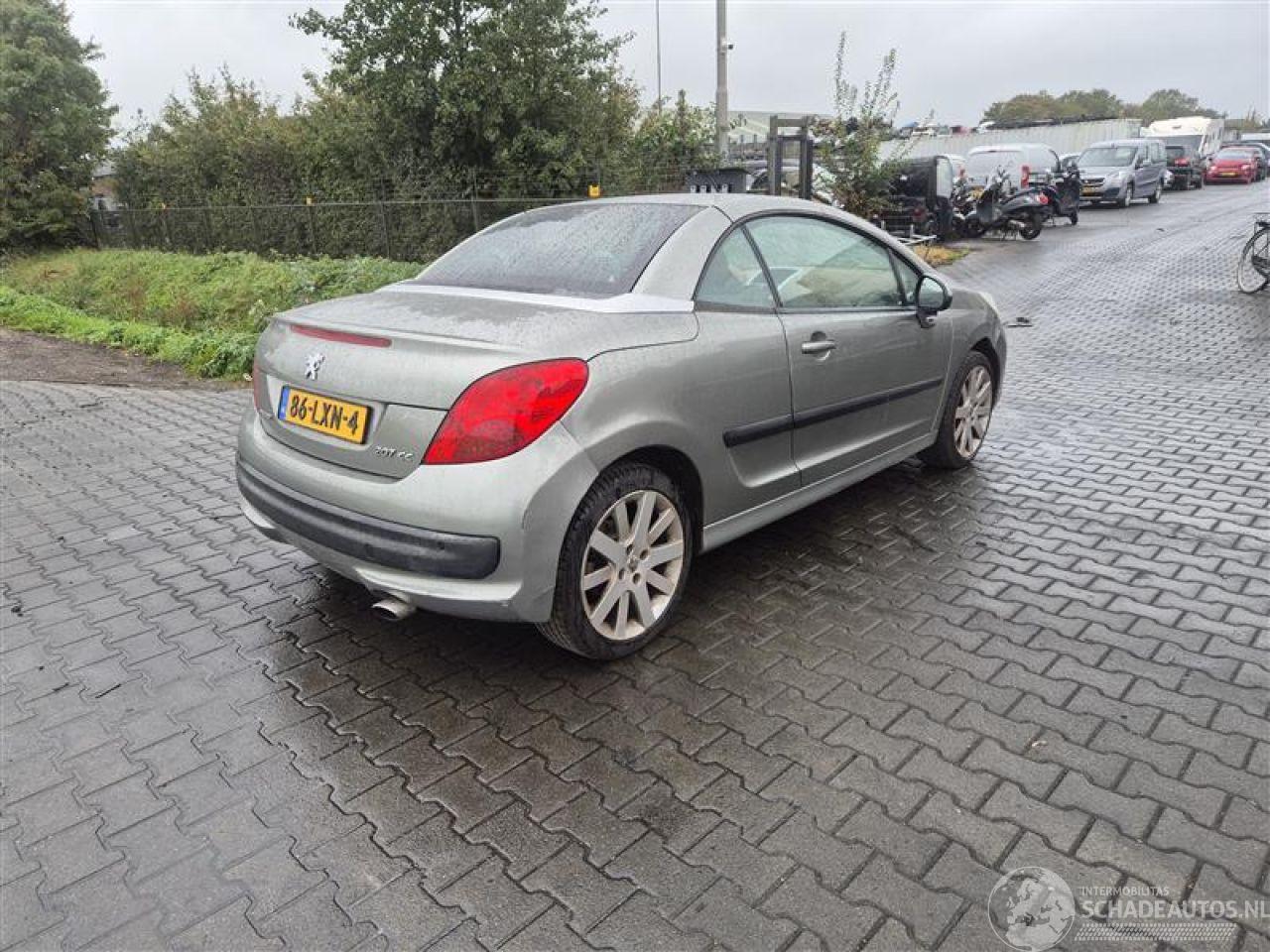 Peugeot 207 CC 1.6 16v