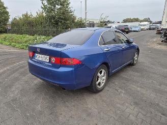 Damaged car Honda Accord 2.0 2003/1