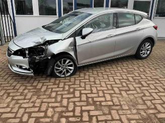 Vrakbiler auto Opel Astra Astra K, Hatchback 5-drs, 2015 / 2022 1.4 Turbo 16V 2018/5