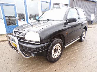 krockskadad bil auto Suzuki Vitara Grand Vitara 1.6 Metal Top 2000/2
