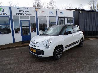 uszkodzony samochody osobowe Fiat 500 L 2013/1